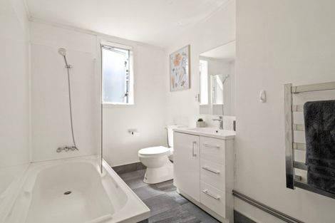 Photo of property in 27 Loyalty Street, Forbury, Dunedin, 9012