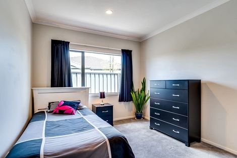 Photo of property in 15 Milford Place, Poraiti, Napier, 4112