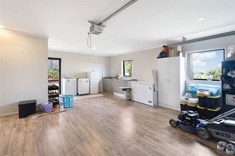 Photo of property in 24 Gordon Stanley Drive, Massey, Auckland, 0614