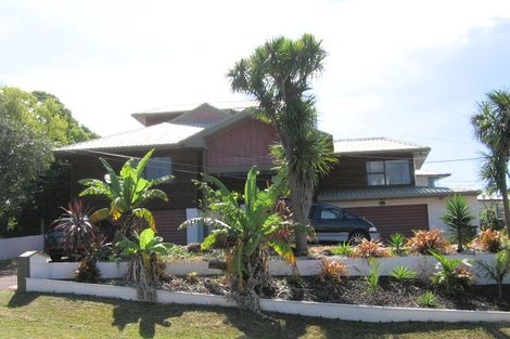 Photo of property in 75 Matipo Road, Mairangi Bay, Auckland, 0630