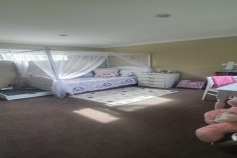 Photo of property in 88a Kirton Drive, Riverstone Terraces, Upper Hutt, 5018