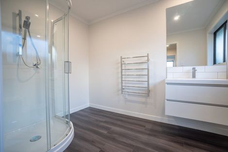 Photo of property in 6 Oldfield Lane, Marton, 4710