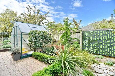 Photo of property in 12 Thornley Place, Woodend, 7610