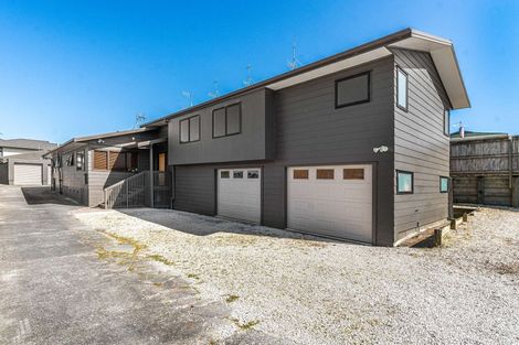 Photo of property in 563 Great South Road, Rosehill, Papakura, 2113