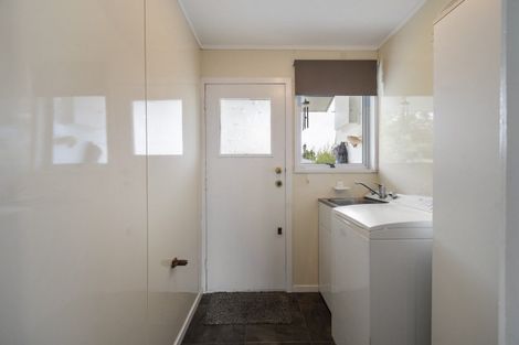 Photo of property in 3 Fraser Drive, Feilding, 4702