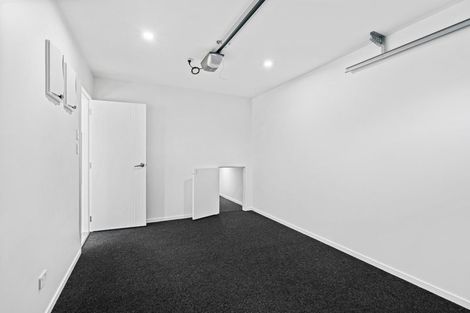 Photo of property in 6d Buisson Glade, West Harbour, Auckland, 0618