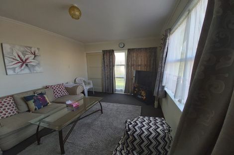 Photo of property in 33a Southsea Crescent, Silverdale, Hamilton, 3216