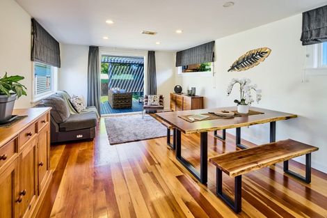 Photo of property in 22 Central Terrace, Alicetown, Lower Hutt, 5010