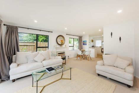 Photo of property in 3 Winston Avenue, Hokowhitu, Palmerston North, 4410