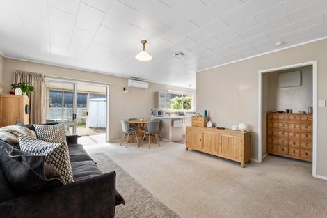 Photo of property in 3a Rossiter Crescent, Lynmouth, New Plymouth, 4310