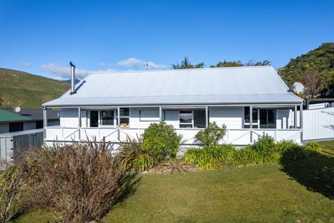 Photo of property in 2 Kaituna Place, Havelock, 7100