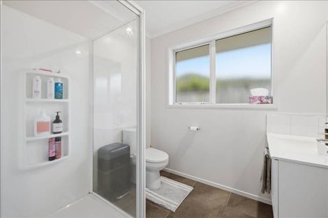 Photo of property in 292 Lakes Boulevard, Pyes Pa, Tauranga, 3112