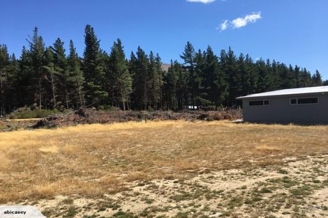 Photo of property in 18 Isthmus Place, Lake Hawea, 9382