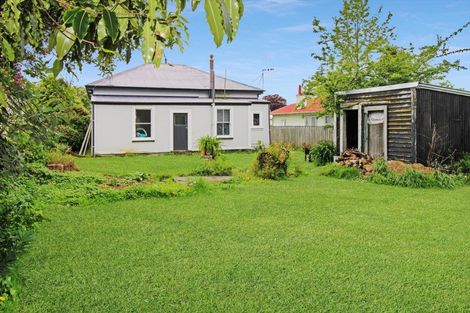 Photo of property in 15 Cadman Street, Dannevirke, 4930