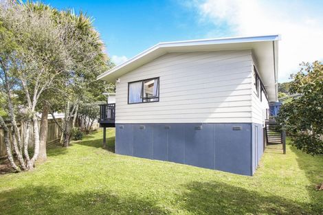 Photo of property in 57b Kamara Road, Glen Eden, Auckland, 0602