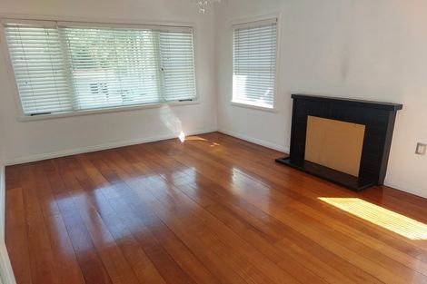 Photo of property in 27 Belle Vue Avenue, Northcote Point, Auckland, 0627