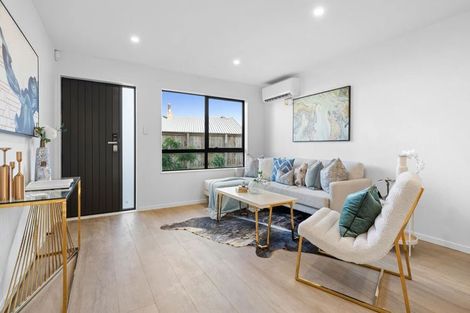 Photo of property in 8f Claridge Street, Glen Eden, Auckland, 0602