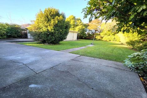 Photo of property in 294 Withells Road, Avonhead, Christchurch, 8042