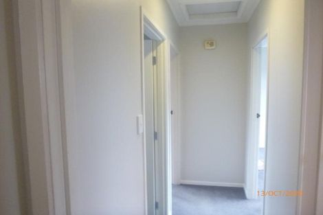 Photo of property in 2/1b Divich Avenue, Te Atatu South, Auckland, 0610