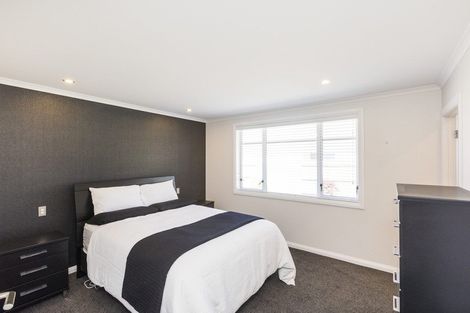 Photo of property in 15 Freedom Drive, Kelvin Grove, Palmerston North, 4414