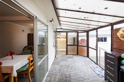 Photo of property in 43 Richmond Avenue, Takaro, Palmerston North, 4410