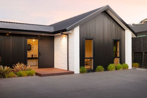 Photo of property in 4 Riverpoint Glade, Flagstaff, Hamilton, 3210