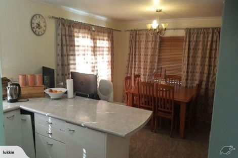 Photo of property in 2/188 Finlayson Avenue, Clendon Park, Auckland, 2103