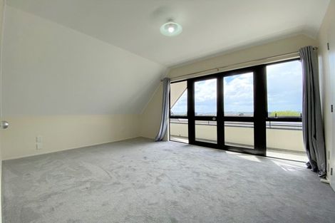 Photo of property in 46 Earnslaw Crescent, Clover Park, Auckland, 2019