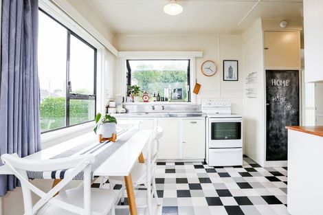 Photo of property in 504 Terrace Road, Parkvale, Hastings, 4122