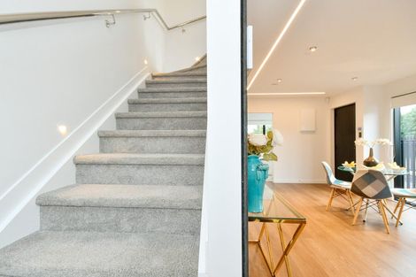 Photo of property in 1/30 Wellesley Road, Mangere Bridge, Auckland, 2022