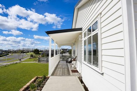 Photo of property in 21 Bragato Way, Te Kauwhata, 3710