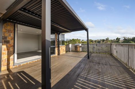 Photo of property in 195 Heta Road, Highlands Park, New Plymouth, 4312