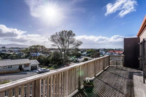 Photo of property in 7 Vera Lane, Paraparaumu, 5032