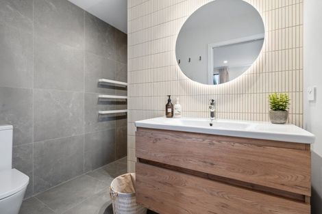 Photo of property in 24 Maturiki Drive, One Tree Point, 0118