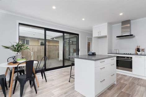 Photo of property in 6 Tarata Grove, Lansdowne, Masterton, 5810