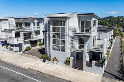 Photo of property in 2 Lucern Lane, Petone, Lower Hutt, 5012