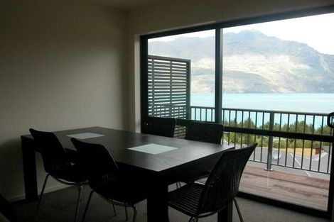 Photo of property in Arno Apartment, 5/8 Mckerrow Place, Sunshine Bay, Queenstown, 9300