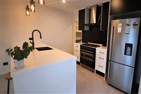 Photo of property in 38 Broadway Parade, Rolleston, 7615