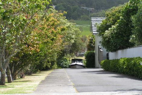 Photo of property in 2/54 Clarence Road, Northcote Point, Auckland, 0627