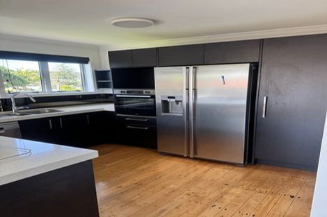 Photo of property in 28 Windsor Road, Bellevue, Tauranga, 3110