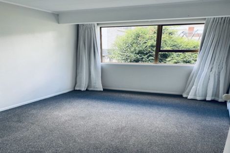 Photo of property in 23 Gibbs Crescent, Red Hill, Papakura, 2110