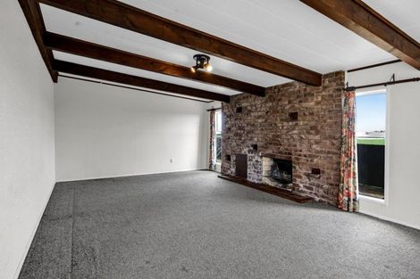 Photo of property in 546 Ararata Road, Hawera, 4674