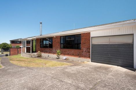 Photo of property in 25 Whitaker Street, Otumoetai, Tauranga, 3110