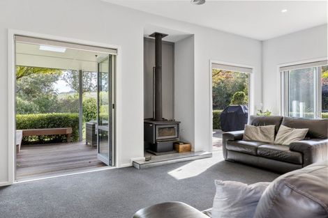 Photo of property in 60 Dalmore Way, Acacia Bay, Taupo, 3385