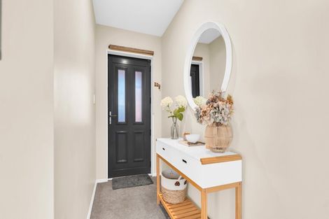 Photo of property in 15 John Olliver Terrace, Halswell, Christchurch, 8025