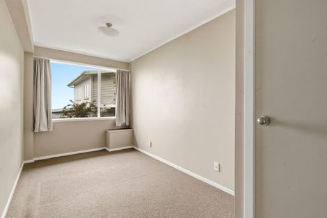 Photo of property in 10 Laurent Place, Kingston, Wellington, 6021