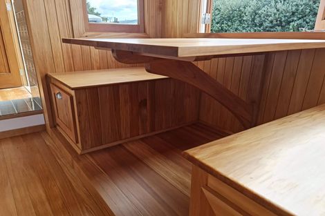 Photo of property in 10 Macrocarpa Lane, Carterton, 5713