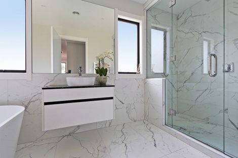 Photo of property in 4 Ridgeway Terrace, Taradale, Napier, 4112