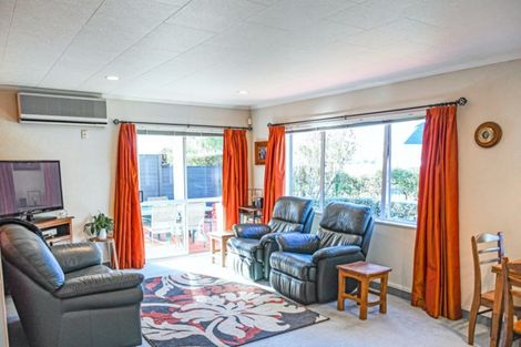 Photo of property in 60 Lucknow Road, Havelock North, 4130