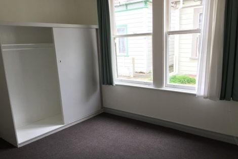 Photo of property in 18-20 Poplar Grove, Thorndon, Wellington, 6011